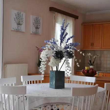 Jennifer's Apartment